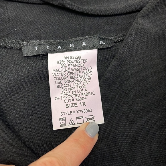 Tiana B. Women’s Black Sheath Dress with Cowl neck - size 1X - Picture 5 of 5